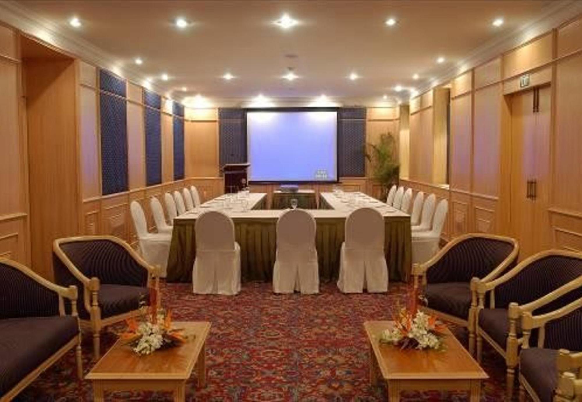 Ambassador, New Delhi - Ihcl Seleqtions Hotel Kültér fotó Meeting room
