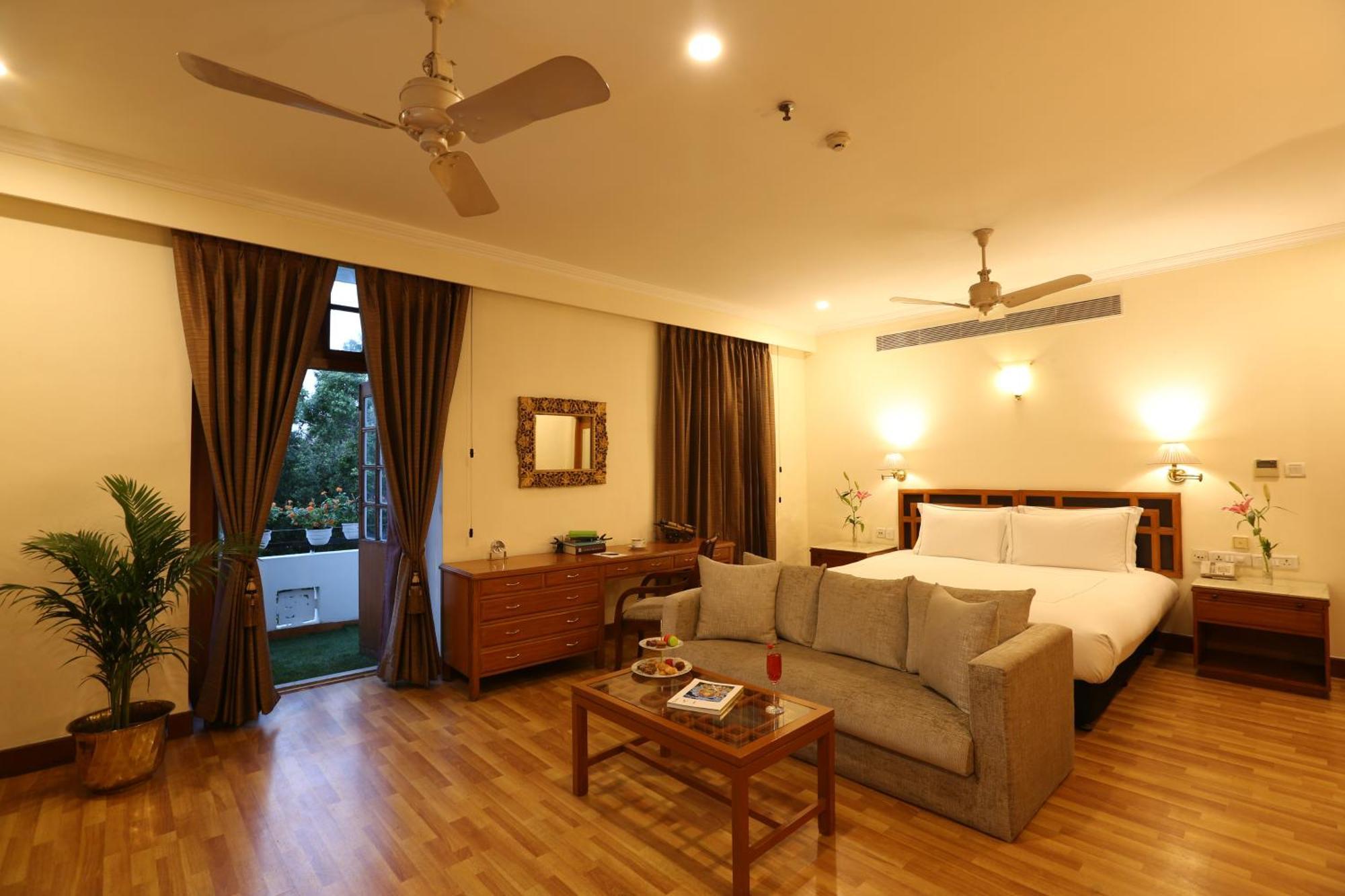 Ambassador, New Delhi - Ihcl Seleqtions Hotel Kültér fotó